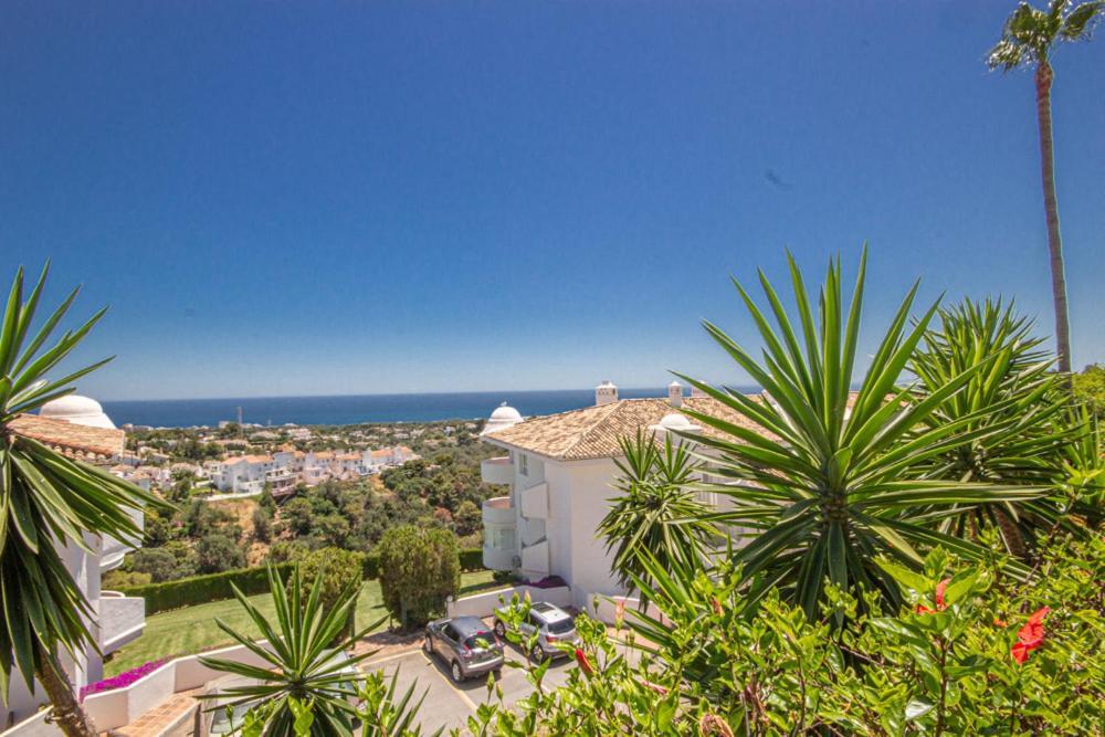 Wonderful 2 Bed Apartment With Stunning Sea Views Sitio de Calahonda Exterior foto