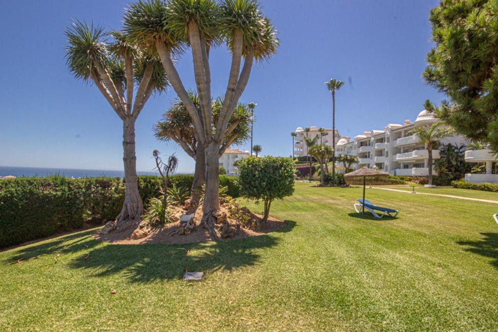 Wonderful 2 Bed Apartment With Stunning Sea Views Sitio de Calahonda Exterior foto